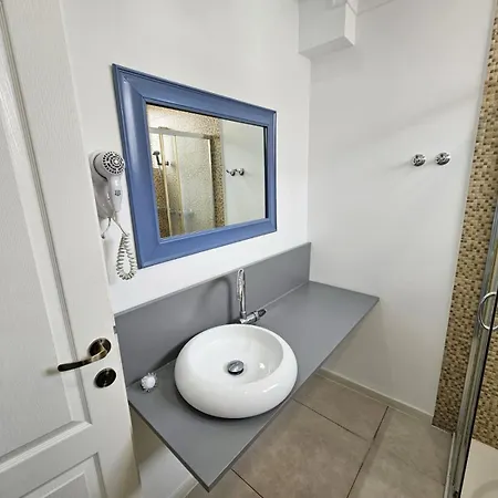 Barrique 24 - 2 - Breakfast Delivered & Minibar - Officially Classified Apartment *